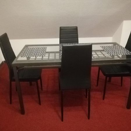 Ferienwohnung In Duesseldorf Hassel Dış mekan fotoğraf