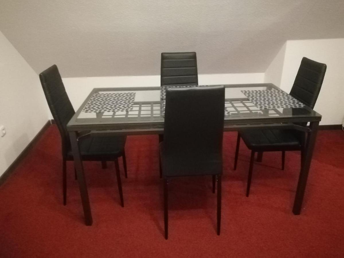 Ferienwohnung In Duesseldorf Hassel Dış mekan fotoğraf